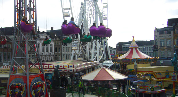 Bossche kermis op de Markt